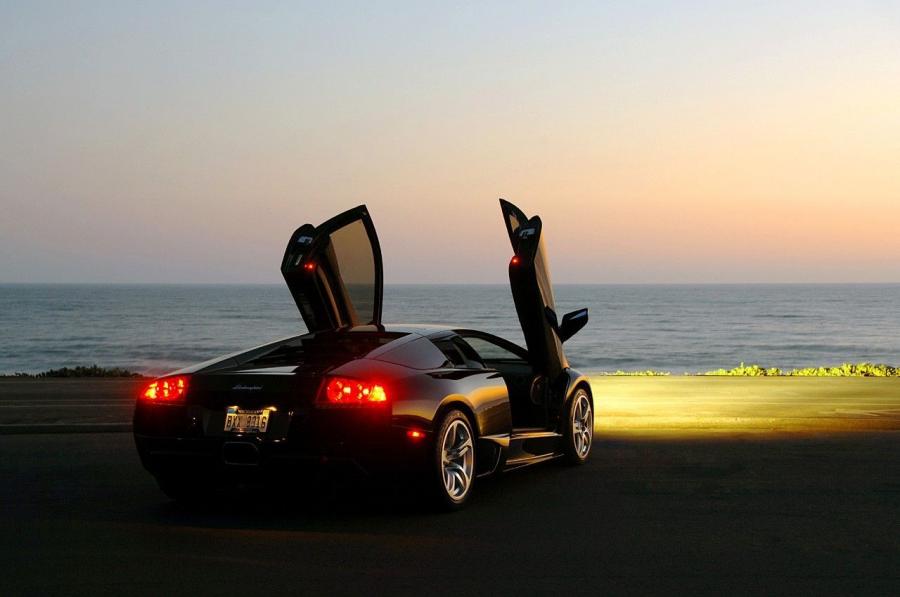  Lamborghini Murcielago LP640 2008 года  (фото 18 из 51)
